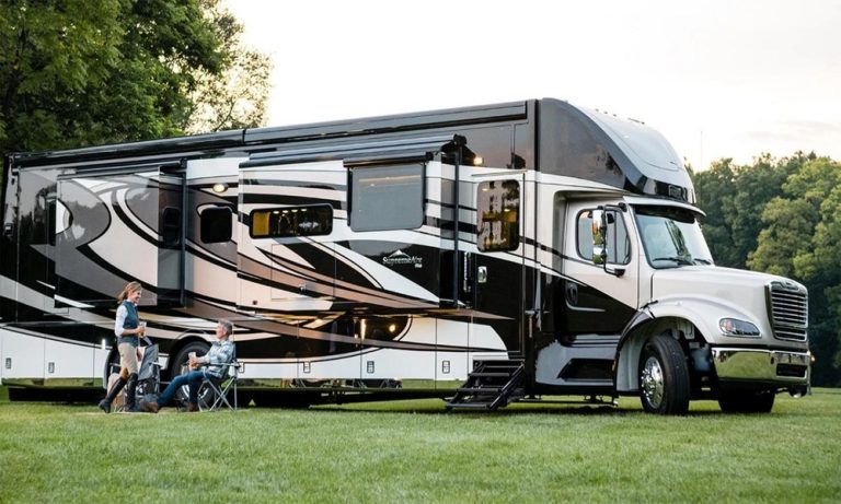 How To Choose The Right RV Service Center In Colorado
